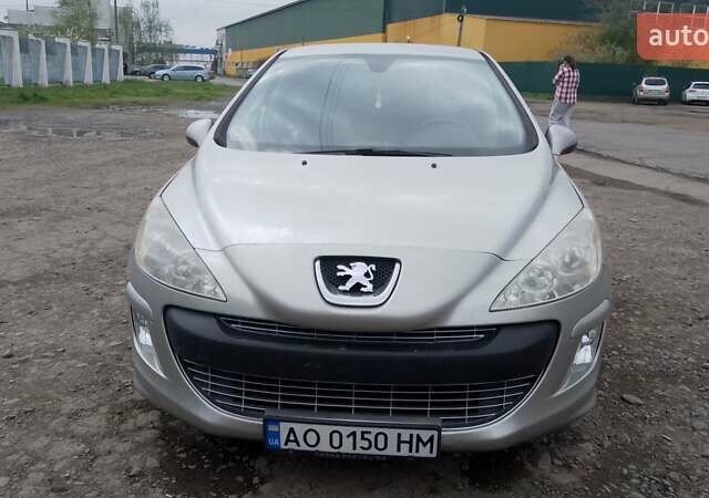 Серый Пежо 308, объемом двигателя 1.6 л и пробегом 238 тыс. км за 4000 $, фото 3 на Automoto.ua