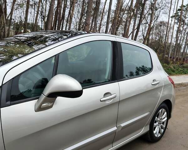 Серый Пежо 308, объемом двигателя 1.56 л и пробегом 209 тыс. км за 6000 $, фото 23 на Automoto.ua