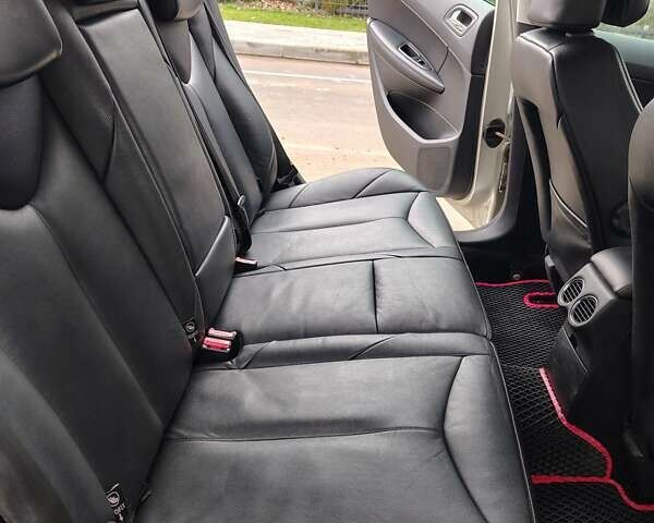 Серый Пежо 308, объемом двигателя 1.56 л и пробегом 209 тыс. км за 6000 $, фото 4 на Automoto.ua