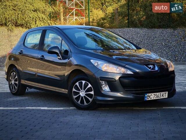 Пежо 308 2009 в Львове на Automoto.ua Серый Пежо 308, объемом двигателя 1.6 л и пробегом 223 тыс. км за 3900 $, фото 1 на Automoto.ua