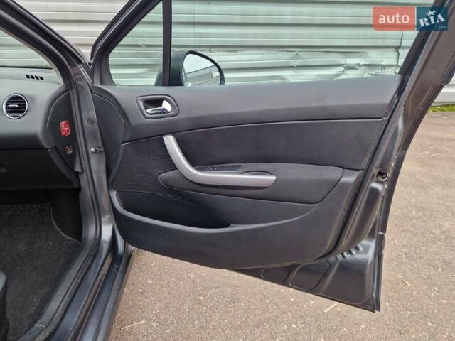 Сірий Пежо 308, об'ємом двигуна 1.56 л та пробігом 197 тис. км за 5600 $, фото 18 на Automoto.ua