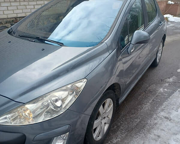 Серый Пежо 308, объемом двигателя 1.6 л и пробегом 242 тыс. км за 4850 $, фото 12 на Automoto.ua