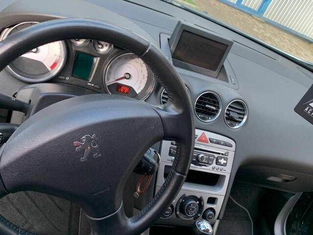 Пежо 308 2009 в Сторожинце на Automoto.ua Серый Пежо 308, объемом двигателя 1.6 л и пробегом 180 тыс. км за 5500 $, фото 4 на Automoto.ua