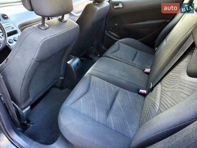 Пежо 308 2009 в Львове на Automoto.ua Серый Пежо 308, объемом двигателя 1.6 л и пробегом 223 тыс. км за 3900 $, фото 23 на Automoto.ua