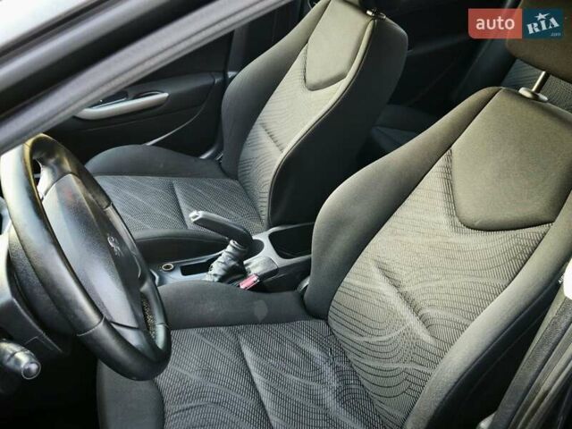 Пежо 308 2009 в Львове на Automoto.ua Серый Пежо 308, объемом двигателя 1.6 л и пробегом 223 тыс. км за 3900 $, фото 18 на Automoto.ua