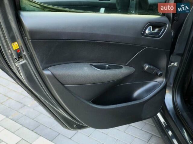 Пежо 308 2009 в Львове на Automoto.ua Серый Пежо 308, объемом двигателя 1.6 л и пробегом 223 тыс. км за 3900 $, фото 25 на Automoto.ua