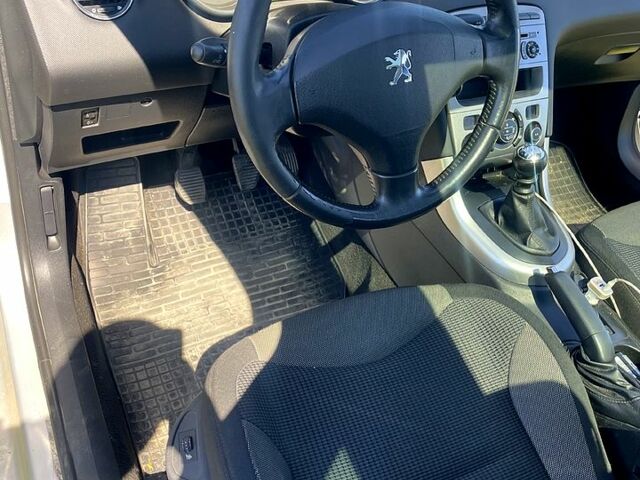 Пежо 308 2009 в Владимир-Волынский на Automoto.ua Серый Пежо 308, объемом двигателя 1.6 л и пробегом 0 тыс. км за 4180 $, фото 6 на Automoto.ua