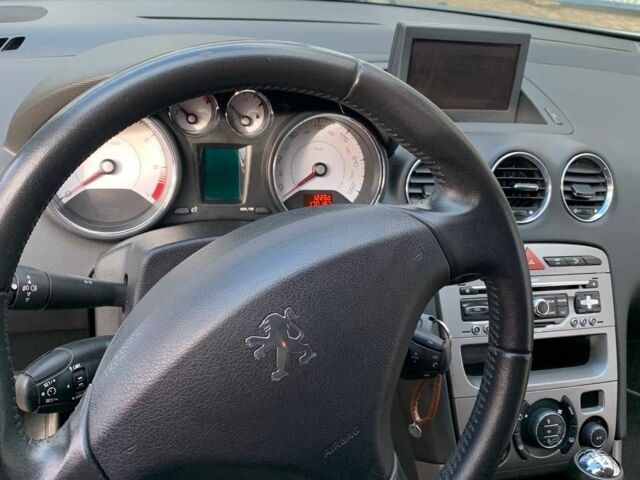 Пежо 308 2009 в Сторожинце на Automoto.ua Серый Пежо 308, объемом двигателя 1.6 л и пробегом 180 тыс. км за 5500 $, фото 3 на Automoto.ua