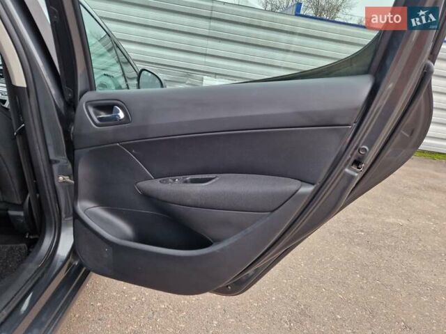 Сірий Пежо 308, об'ємом двигуна 1.56 л та пробігом 197 тис. км за 5600 $, фото 20 на Automoto.ua