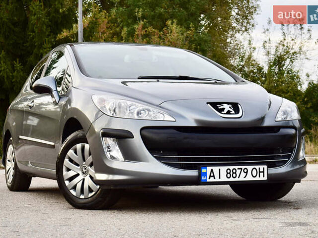 Серый Пежо 308, объемом двигателя 1.56 л и пробегом 216 тыс. км за 4600 $, фото 1 на Automoto.ua