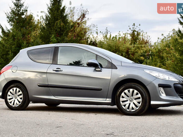 Серый Пежо 308, объемом двигателя 1.56 л и пробегом 216 тыс. км за 4600 $, фото 3 на Automoto.ua