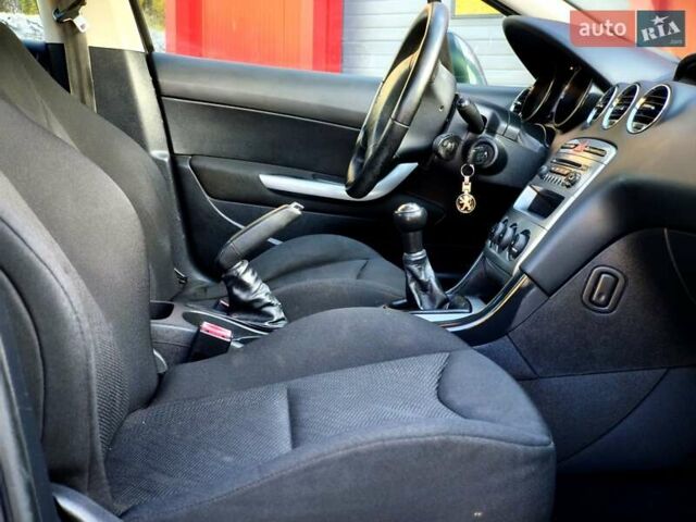 Пежо 308 2009 в Львове на Automoto.ua Серый Пежо 308, объемом двигателя 1.6 л и пробегом 223 тыс. км за 3900 $, фото 15 на Automoto.ua