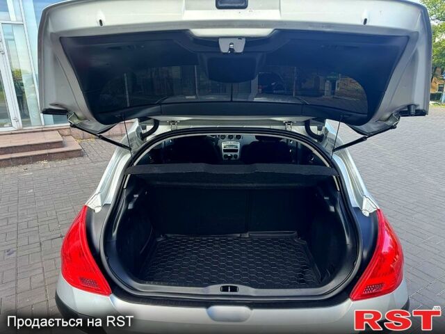 Сірий Пежо 308, об'ємом двигуна 1.6 л та пробігом 230 тис. км за 5900 $, фото 8 на Automoto.ua