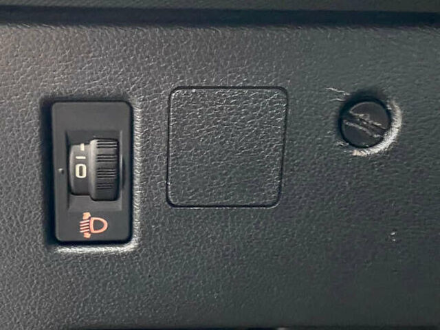 Серый Пежо 308, объемом двигателя 1.6 л и пробегом 225 тыс. км за 4900 $, фото 19 на Automoto.ua