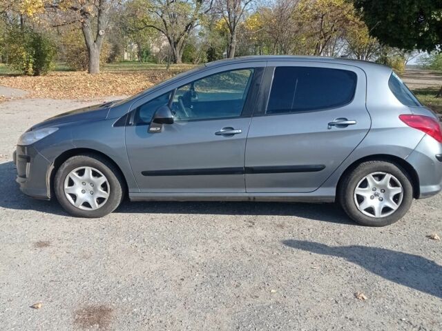 Серый Пежо 308, объемом двигателя 1.6 л и пробегом 280 тыс. км за 3700 $, фото 2 на Automoto.ua