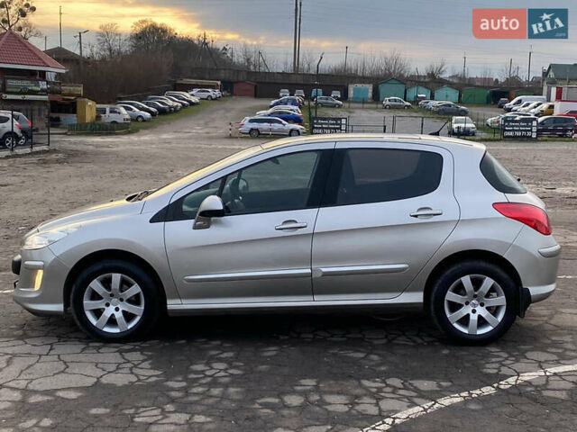 Серый Пежо 308, объемом двигателя 1.6 л и пробегом 225 тыс. км за 4900 $, фото 1 на Automoto.ua