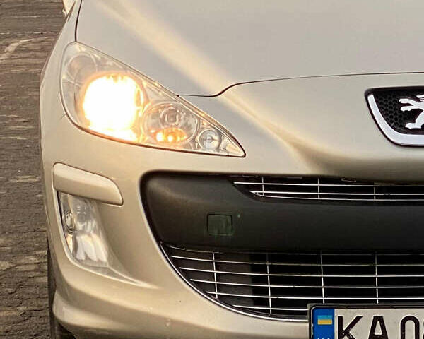 Серый Пежо 308, объемом двигателя 1.6 л и пробегом 225 тыс. км за 4900 $, фото 6 на Automoto.ua