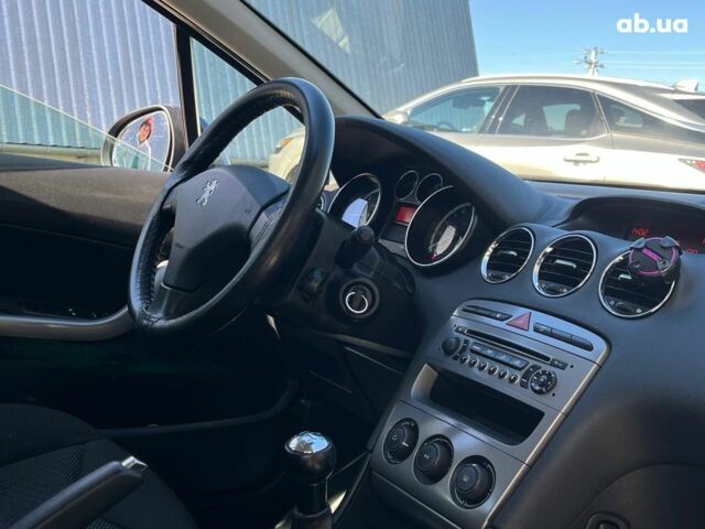Сірий Пежо 308, об'ємом двигуна 1.6 л та пробігом 250 тис. км за 6490 $, фото 5 на Automoto.ua