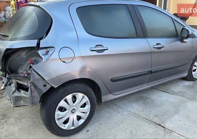 Серый Пежо 308, объемом двигателя 0 л и пробегом 240 тыс. км за 2800 $, фото 1 на Automoto.ua