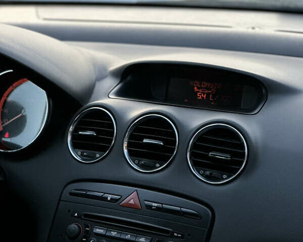 Сірий Пежо 308, об'ємом двигуна 1.6 л та пробігом 229 тис. км за 4999 $, фото 36 на Automoto.ua