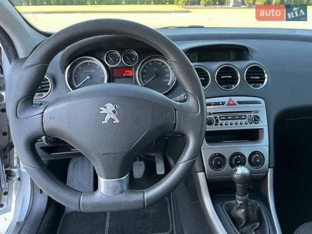 Серый Пежо 308, объемом двигателя 1.6 л и пробегом 191 тыс. км за 6800 $, фото 10 на Automoto.ua