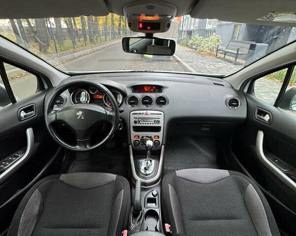 Серый Пежо 308, объемом двигателя 1.6 л и пробегом 214 тыс. км за 5800 $, фото 5 на Automoto.ua
