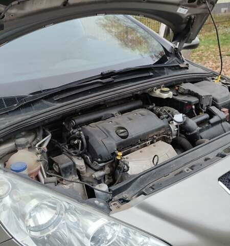 Серый Пежо 308, объемом двигателя 1.4 л и пробегом 175 тыс. км за 6700 $, фото 20 на Automoto.ua