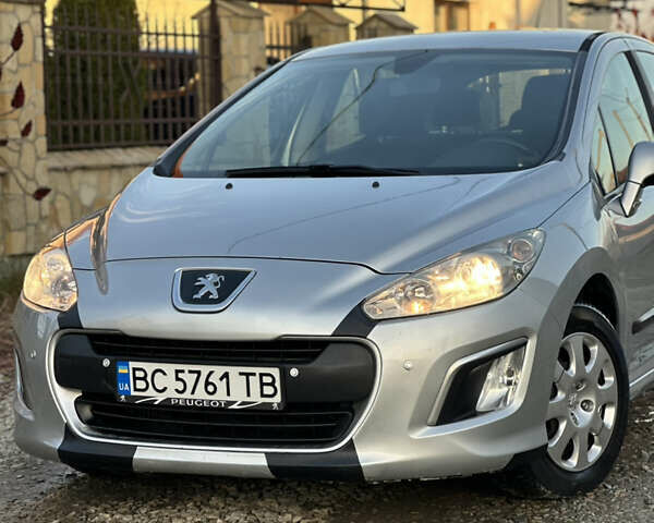 Сірий Пежо 308, об'ємом двигуна 1.6 л та пробігом 229 тис. км за 4999 $, фото 3 на Automoto.ua