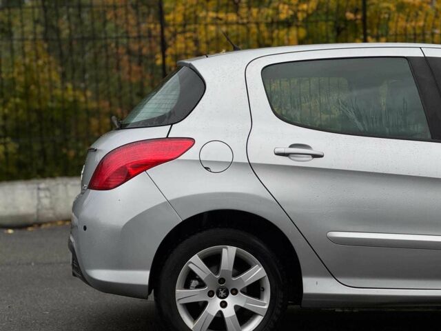 Серый Пежо 308, объемом двигателя 1.6 л и пробегом 182 тыс. км за 6790 $, фото 12 на Automoto.ua