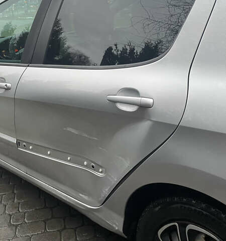 Сірий Пежо 308, об'ємом двигуна 1.6 л та пробігом 268 тис. км за 5600 $, фото 11 на Automoto.ua