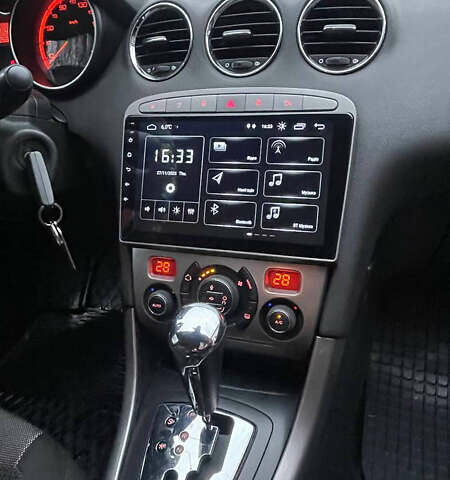 Сірий Пежо 308, об'ємом двигуна 1.6 л та пробігом 268 тис. км за 5600 $, фото 4 на Automoto.ua