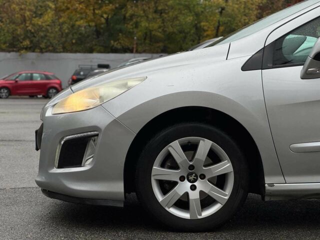 Серый Пежо 308, объемом двигателя 1.6 л и пробегом 182 тыс. км за 6790 $, фото 4 на Automoto.ua