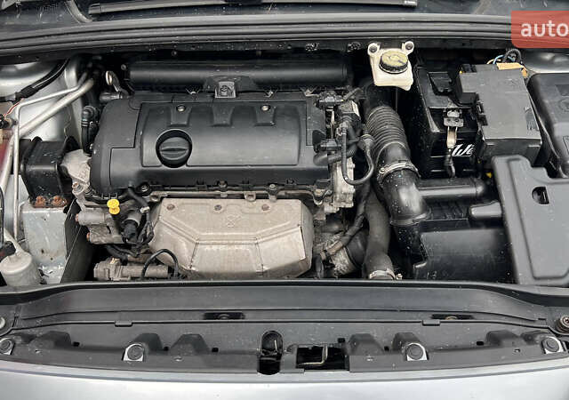 Сірий Пежо 308, об'ємом двигуна 1.6 л та пробігом 135 тис. км за 5700 $, фото 11 на Automoto.ua