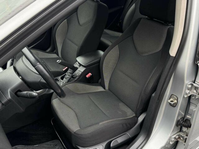 Серый Пежо 308, объемом двигателя 1.6 л и пробегом 182 тыс. км за 6790 $, фото 23 на Automoto.ua