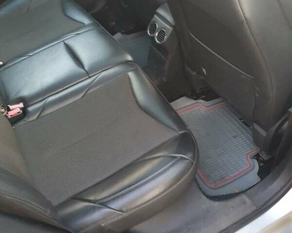 Серый Пежо 308, объемом двигателя 1.6 л и пробегом 142 тыс. км за 4500 $, фото 12 на Automoto.ua