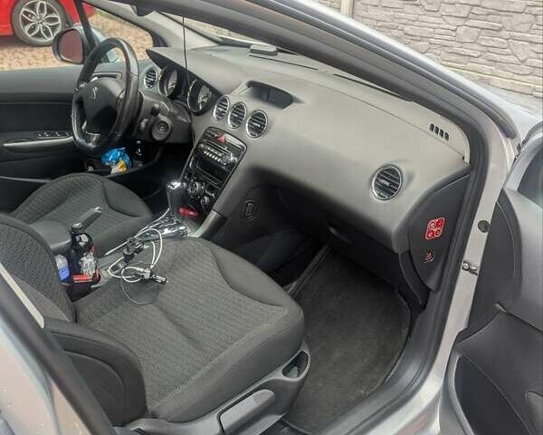 Сірий Пежо 308, об'ємом двигуна 1.6 л та пробігом 201 тис. км за 7900 $, фото 15 на Automoto.ua