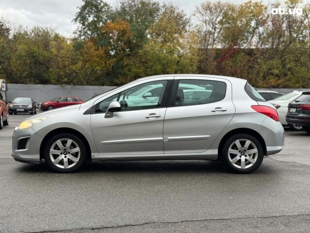 Пежо 308 2011 в Киеве на Automoto.ua Серый Пежо 308, объемом двигателя 1.6 л и пробегом 182 тыс. км за 6790 $, фото 5 на Automoto.ua