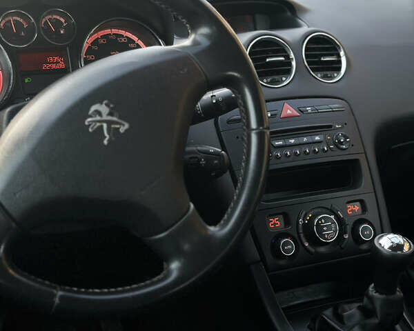 Сірий Пежо 308, об'ємом двигуна 1.6 л та пробігом 229 тис. км за 4999 $, фото 30 на Automoto.ua