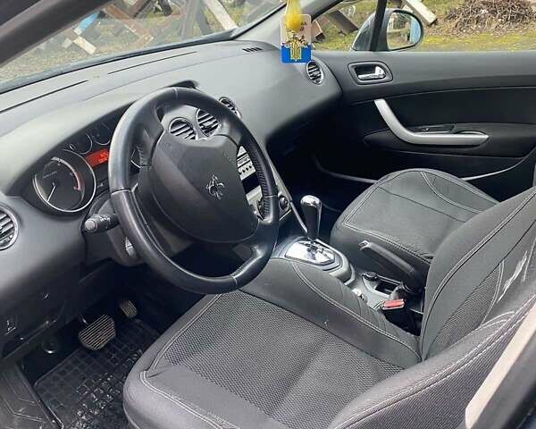 Серый Пежо 308, объемом двигателя 1.6 л и пробегом 105 тыс. км за 6700 $, фото 10 на Automoto.ua