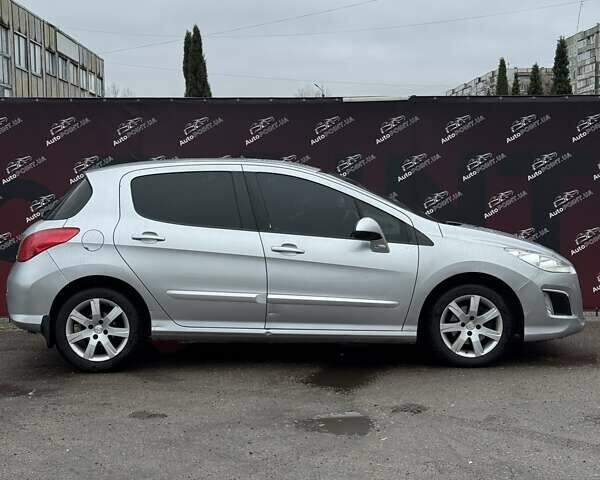 Серый Пежо 308, объемом двигателя 1.6 л и пробегом 220 тыс. км за 4900 $, фото 3 на Automoto.ua