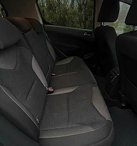 Сірий Пежо 308, об'ємом двигуна 1.6 л та пробігом 268 тис. км за 5600 $, фото 9 на Automoto.ua