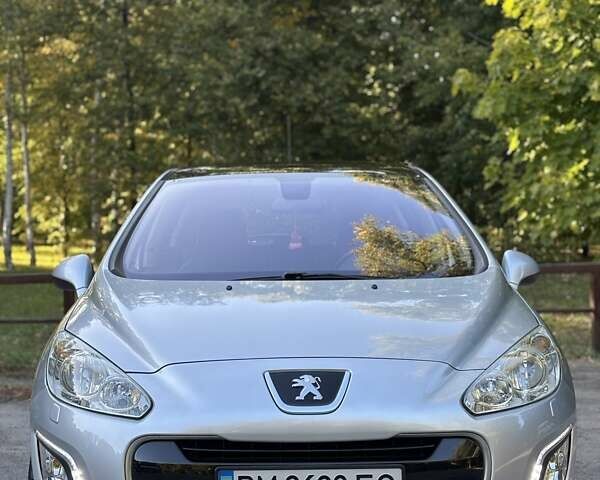 Серый Пежо 308, объемом двигателя 1.6 л и пробегом 47 тыс. км за 8199 $, фото 3 на Automoto.ua