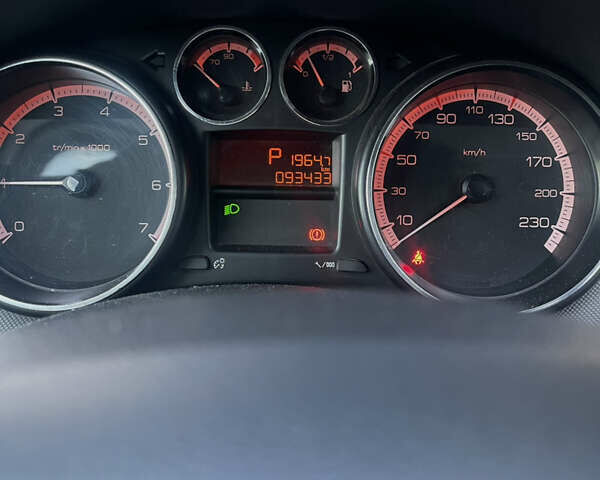 Сірий Пежо 308, об'ємом двигуна 1.6 л та пробігом 98 тис. км за 6700 $, фото 8 на Automoto.ua