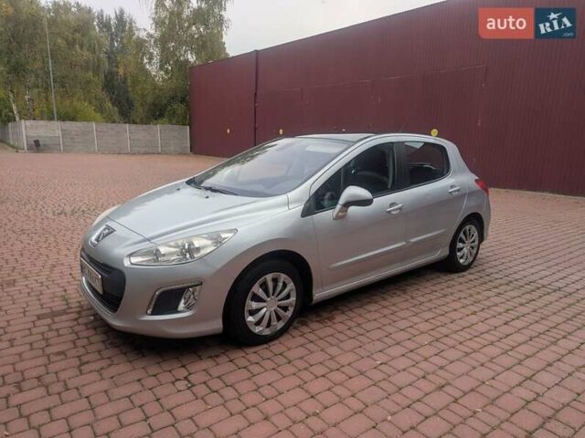 Сірий Пежо 308, об'ємом двигуна 1.6 л та пробігом 201 тис. км за 7900 $, фото 5 на Automoto.ua