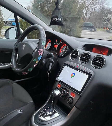Сірий Пежо 308, об'ємом двигуна 1.6 л та пробігом 268 тис. км за 5600 $, фото 7 на Automoto.ua