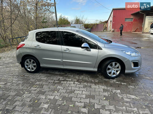 Серый Пежо 308, объемом двигателя 1.6 л и пробегом 219 тыс. км за 4750 $, фото 1 на Automoto.ua