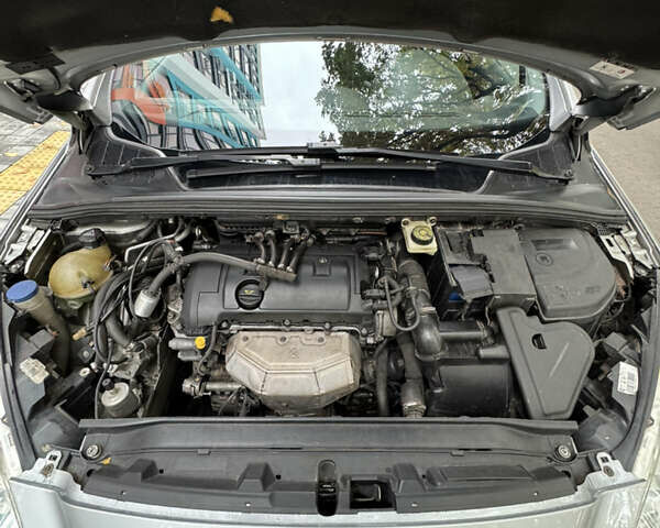 Серый Пежо 308, объемом двигателя 1.6 л и пробегом 214 тыс. км за 5800 $, фото 11 на Automoto.ua