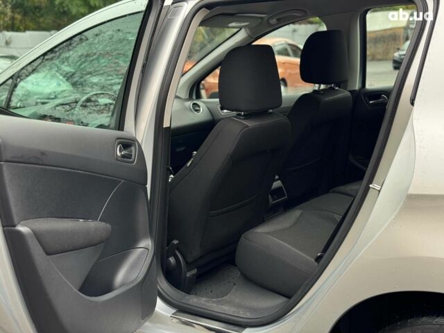 Пежо 308 2011 в Киеве на Automoto.ua Серый Пежо 308, объемом двигателя 1.6 л и пробегом 182 тыс. км за 6790 $, фото 32 на Automoto.ua