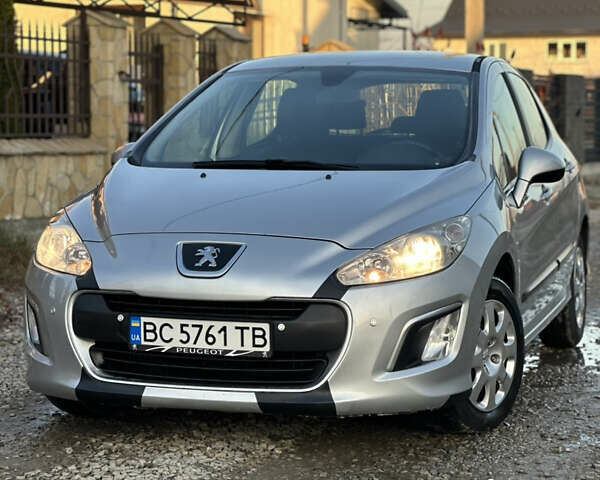 Сірий Пежо 308, об'ємом двигуна 1.6 л та пробігом 229 тис. км за 4999 $, фото 2 на Automoto.ua