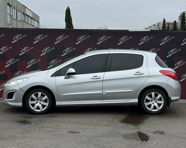 Серый Пежо 308, объемом двигателя 1.6 л и пробегом 220 тыс. км за 4900 $, фото 4 на Automoto.ua